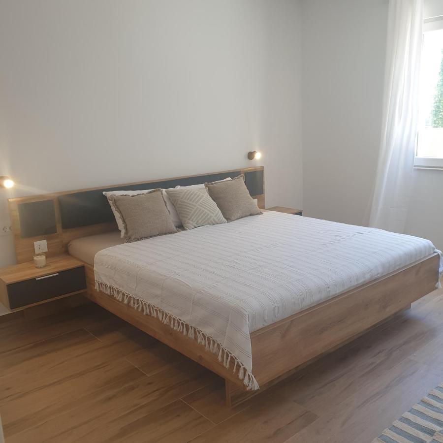 Pina Tourist Apartments Vodice Dış mekan fotoğraf