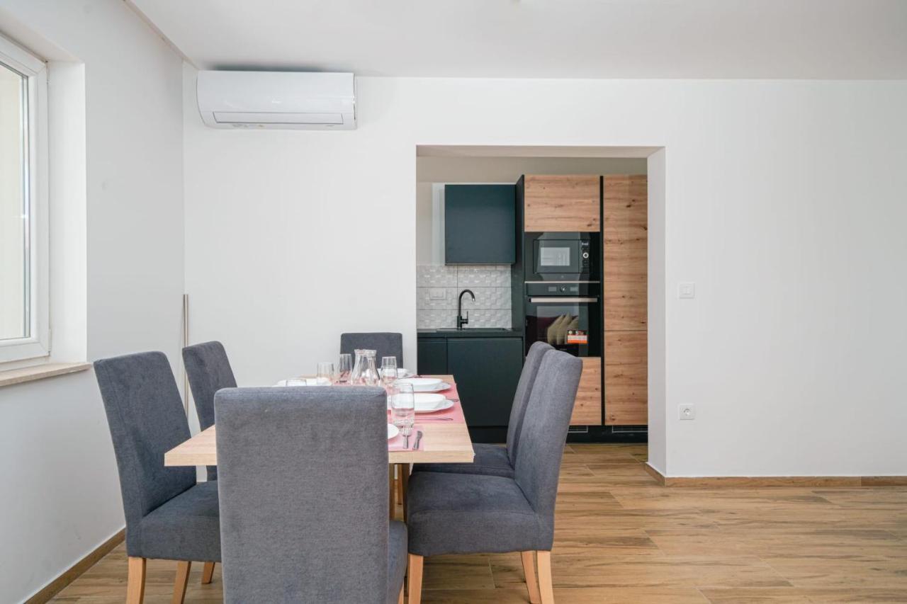 Pina Tourist Apartments Vodice Dış mekan fotoğraf